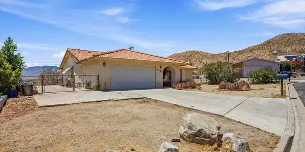 9059 Calle Barranca