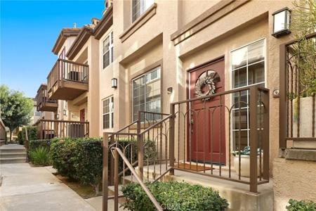 12 Montana Del Lago Drive
