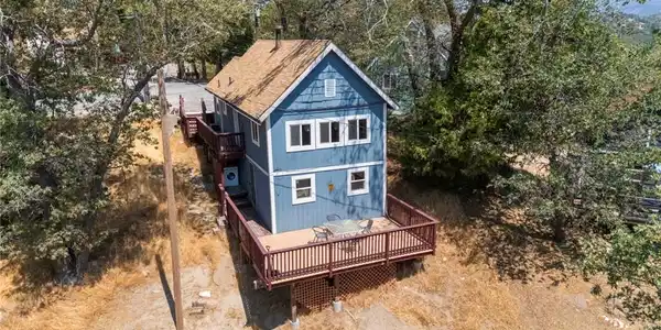 29251 Lake Brook