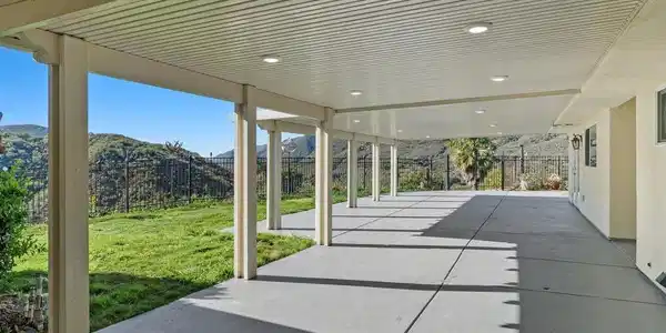 39255 De Luz Rd
