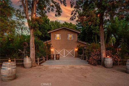 31625 Ano Crest