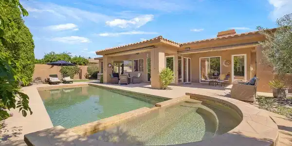 50655 Calle Paloma