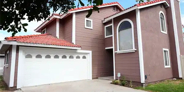 1387 Sycamore Lane