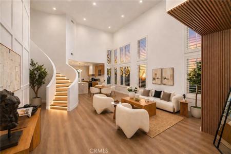 8781 E Banner Ridge