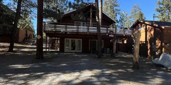 Image 4