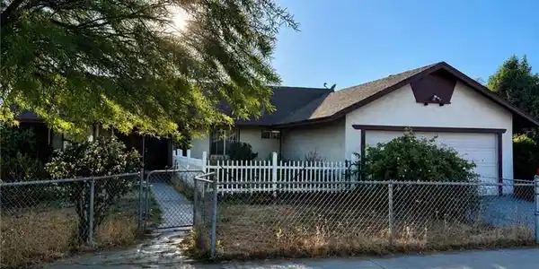 26445 Katharin Street