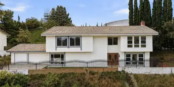 3357 Belle River