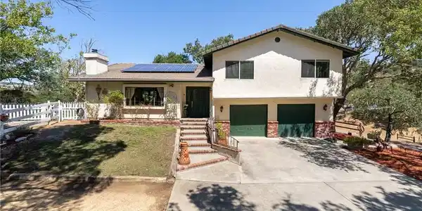 9575 Laurel Road