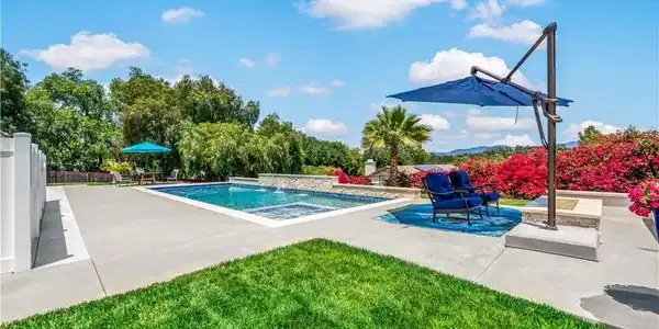 1408 Devin Drive