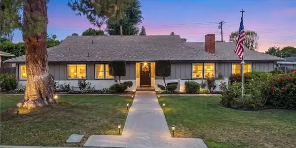 5127 Glenhaven