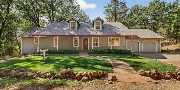 10202 Cohasset Road