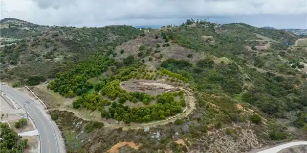 35380 Avenida La Cresta