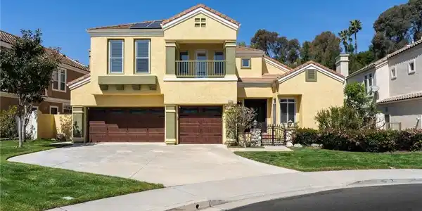 4109 Laurelview Drive