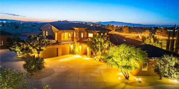 3211 Paddock Way