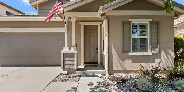 19735 Edmonds Place