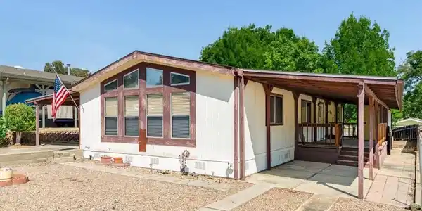 4556 Windward