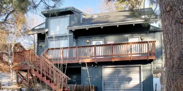 561 Waynoka Lane