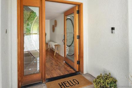 9470 La Cuesta Dr