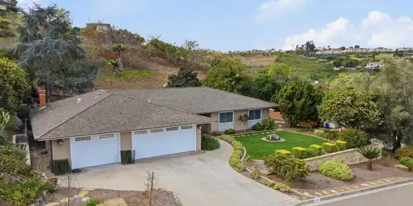 1454 La Plaza Drive