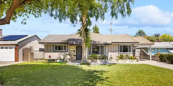 5602 Persimmon