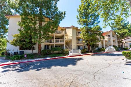 5728 Oak Bend Lane