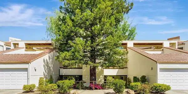 3324 Ptarmigan Dr