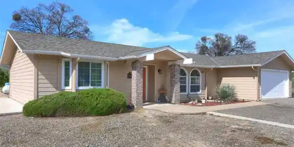 29878 Deer Trail Lane