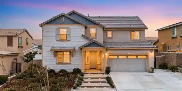5562 Royal Oaks