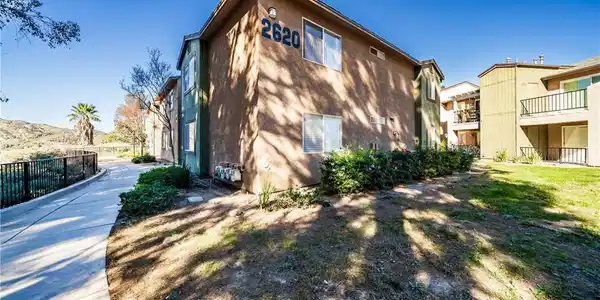 2620 Avenida Del Vista