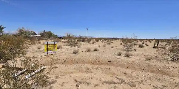 61329 Moon Drive