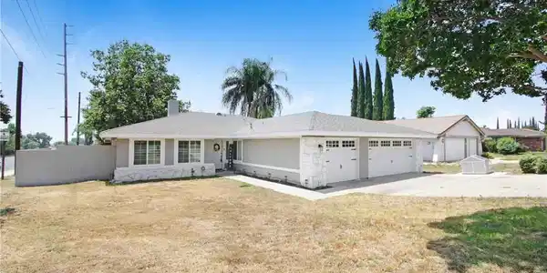 1964 Baseline Road