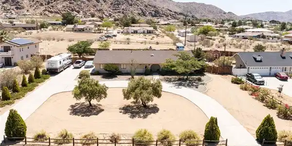 17239 Mesquite Road