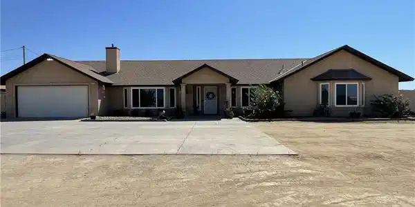 17756 La Canada Road
