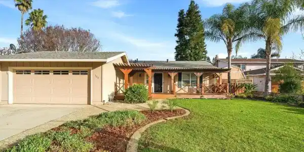 500 La Canada Court