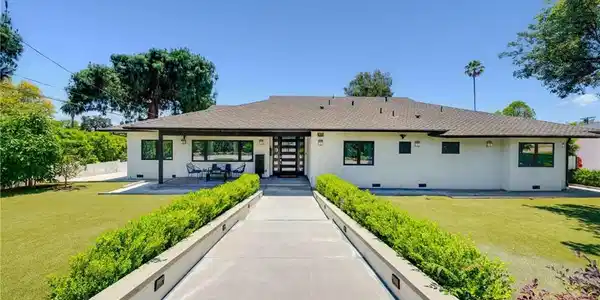 3890 Shadow Grove Road