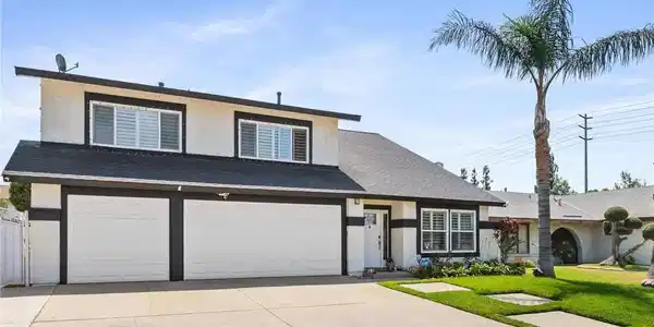 2535 S Imperial Place