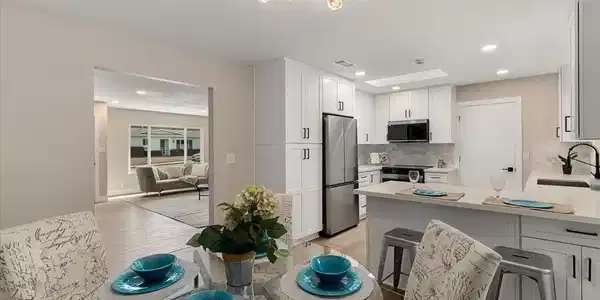 856 La Tierra Drive