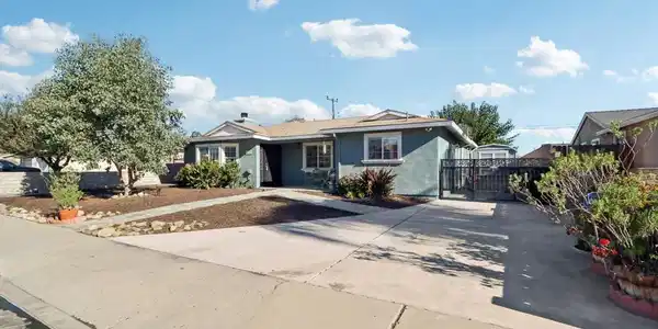 419 Dartmouth Road