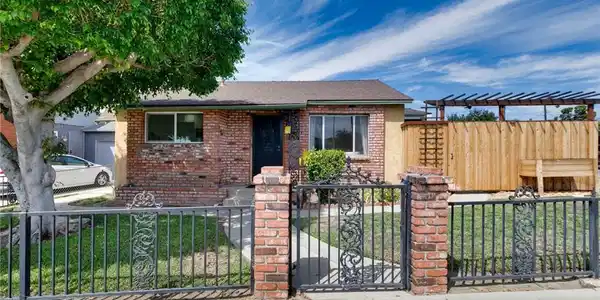 175 N San Gabriel Avenue