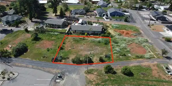 5797 Inez Way