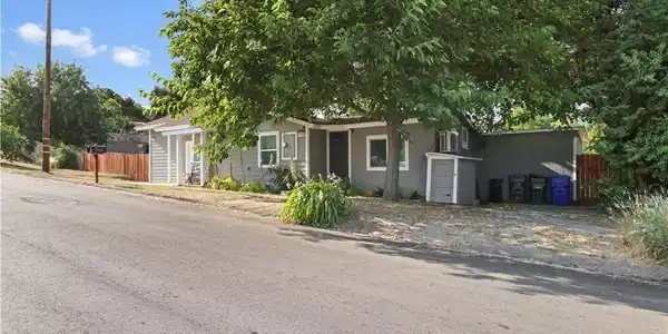 35483 Acacia Avenue