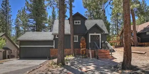 1126 Sugarpine