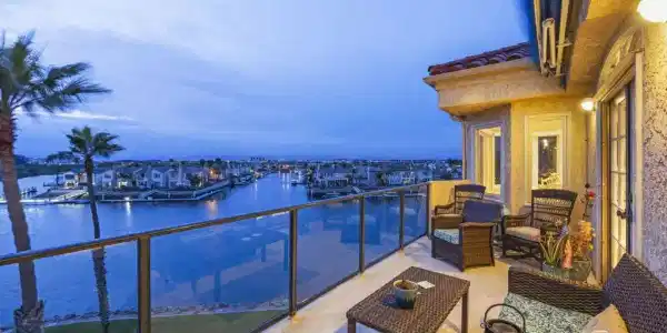 1712 Emerald Isle Way