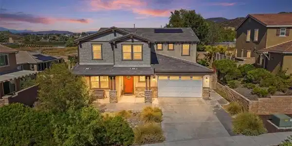 45602 Altree Court