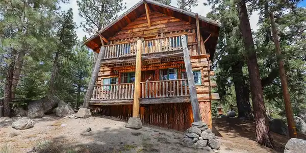 39342 Mohawk Drive