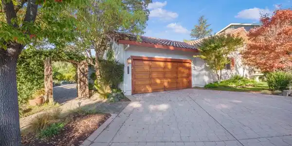 16715 Cerro Vista Drive
