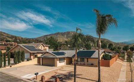 2327 Cienega