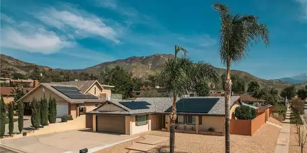 2327 Cienega