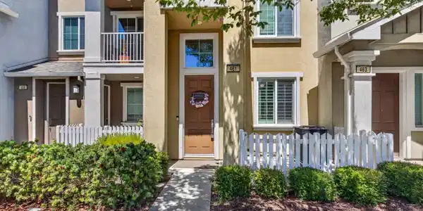 461 Bedford Loop