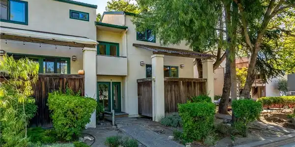 670 Chorro Street